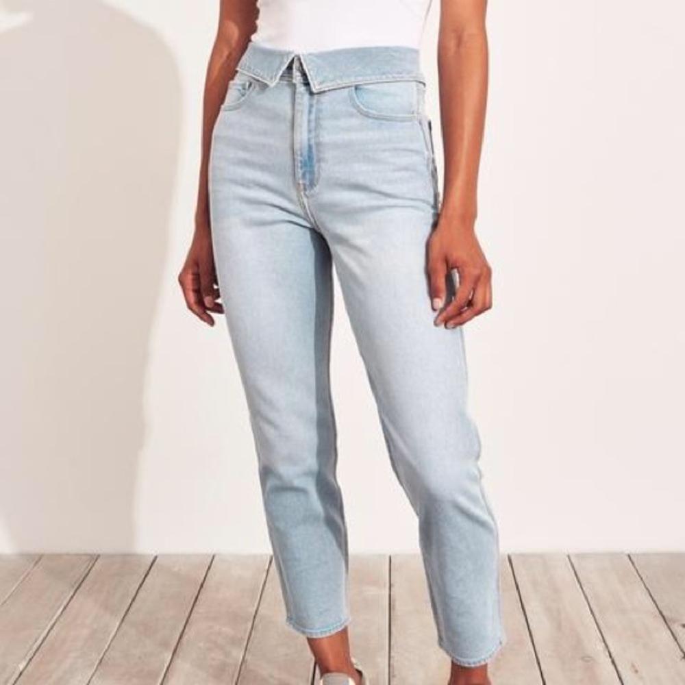 Hollister Mom Jeans
